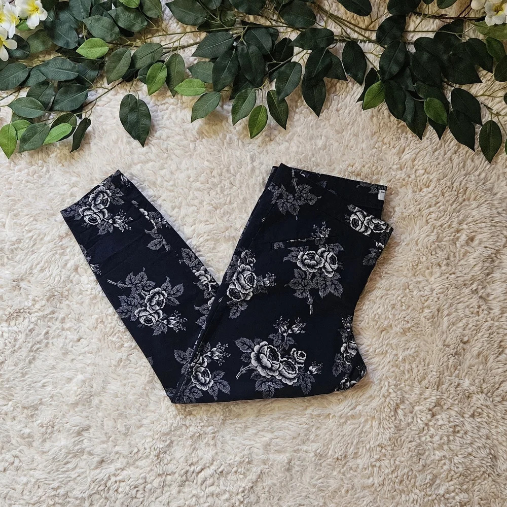 GAP Classic Ultra Skinny Stretch Floral Cropped Pants